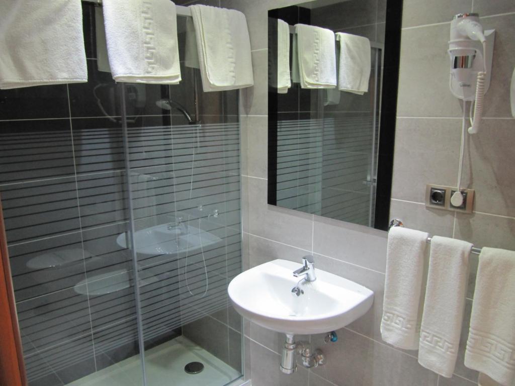 Hotel Corona De Castilla Villares de la Reina Pokój zdjęcie