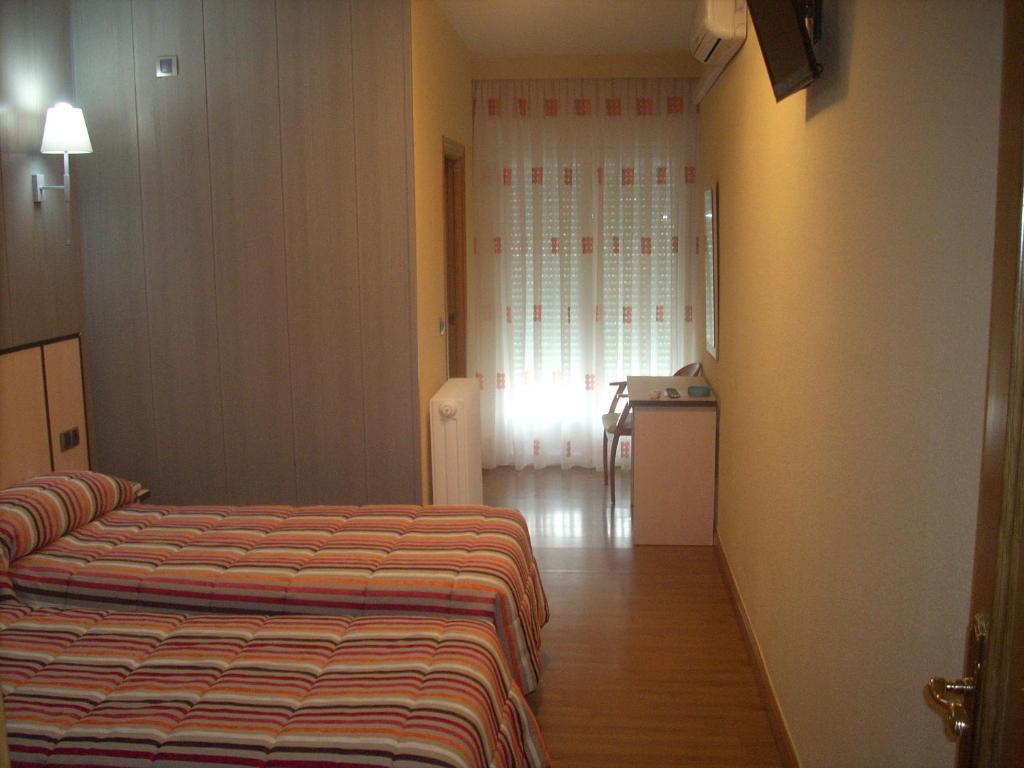 Hotel Corona De Castilla Villares de la Reina Zewnętrze zdjęcie